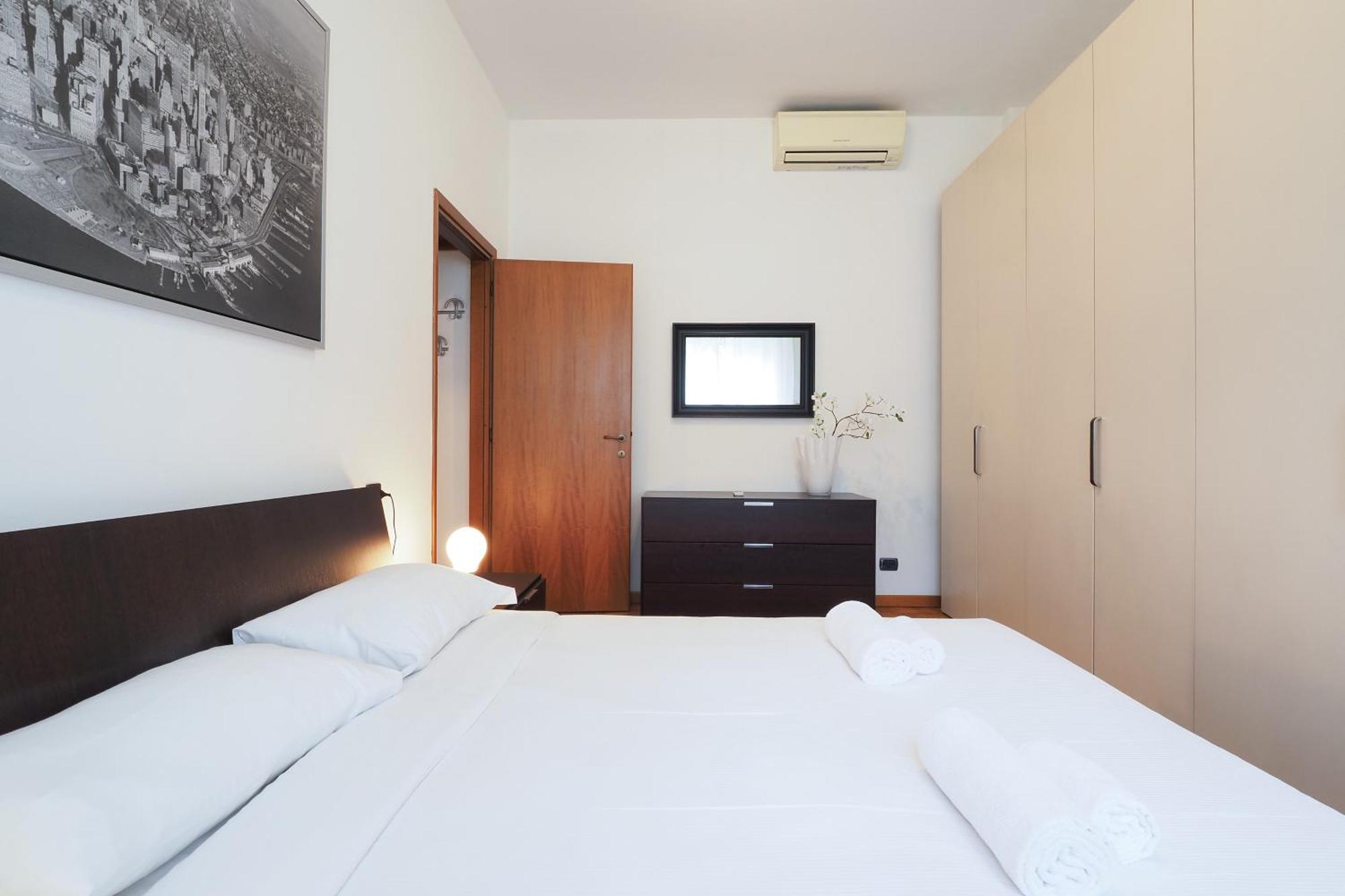 Primopiano - Palmaria B Apartment Milan Luaran gambar
